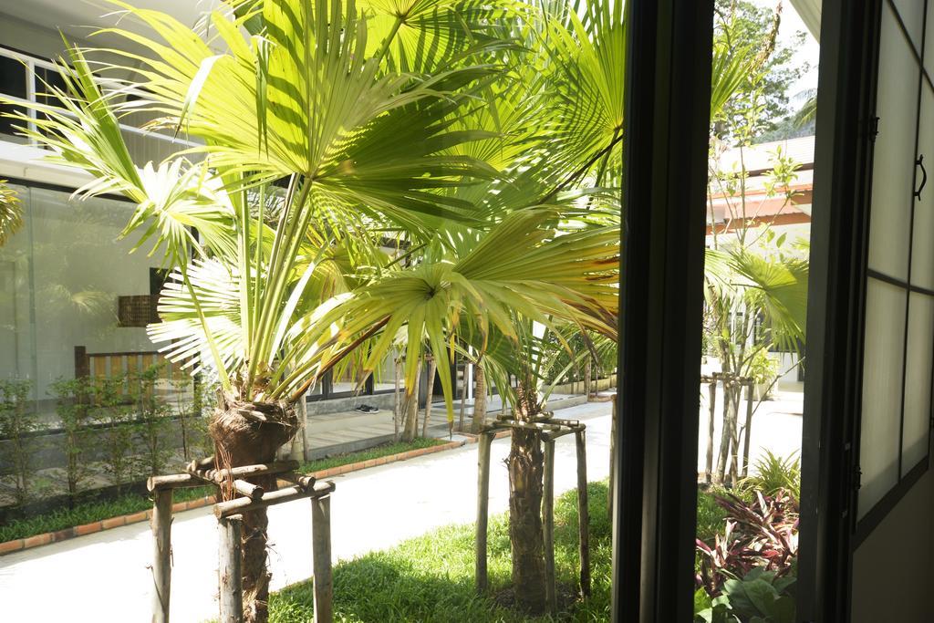 Irest Ao Nang Seafront Hostel Bagian luar foto
